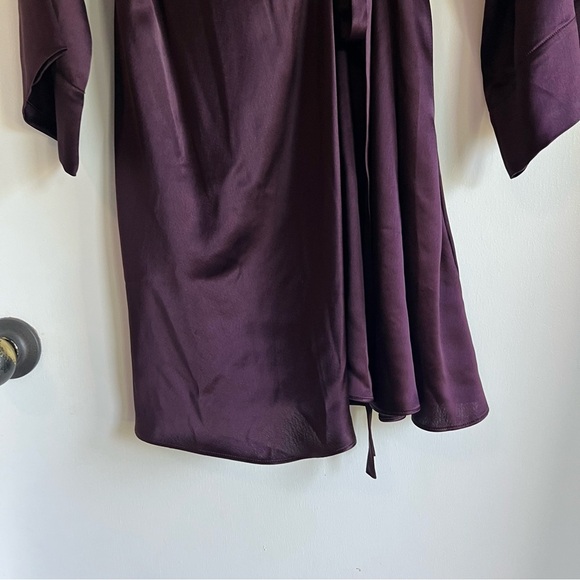 Banana Republic Treccia Hammered Satin Dress in Purple Prune, Size Small - Picture 7 of 13